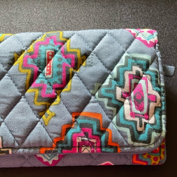 NWOT Vera Bradley Aztec Print Wallet - Picture 5 of 9